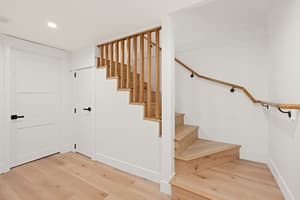 thumbnail: Interior