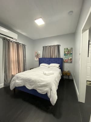 thumbnail: Interior
