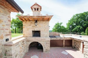 thumbnail: BBQ/picnic area