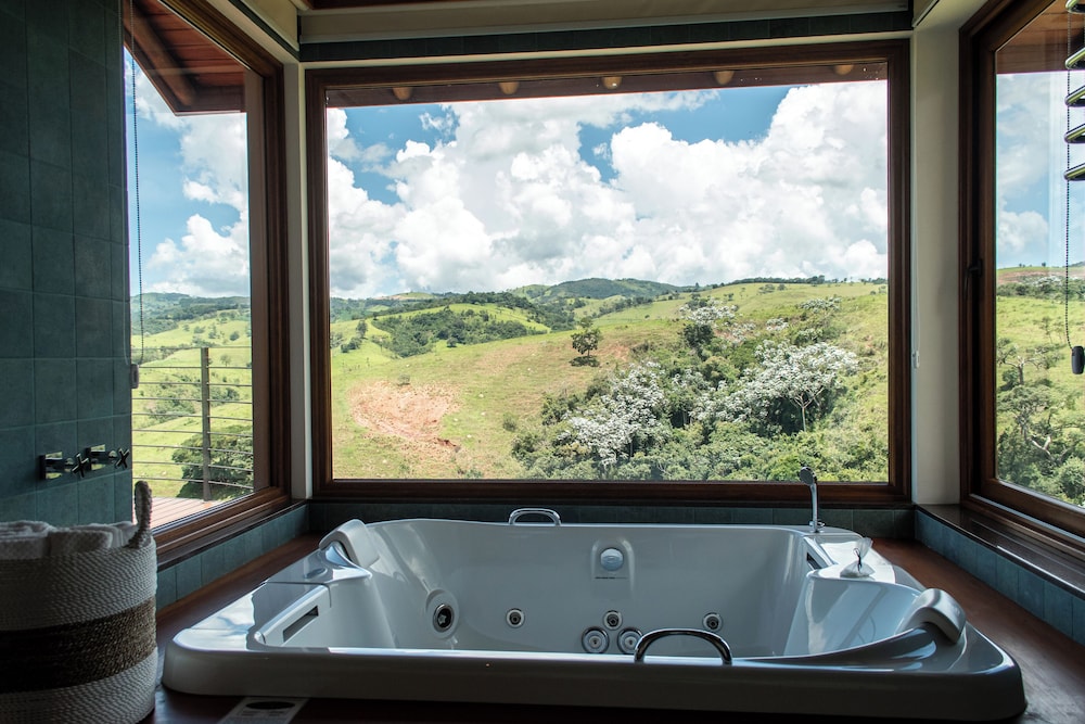 Private spa tub