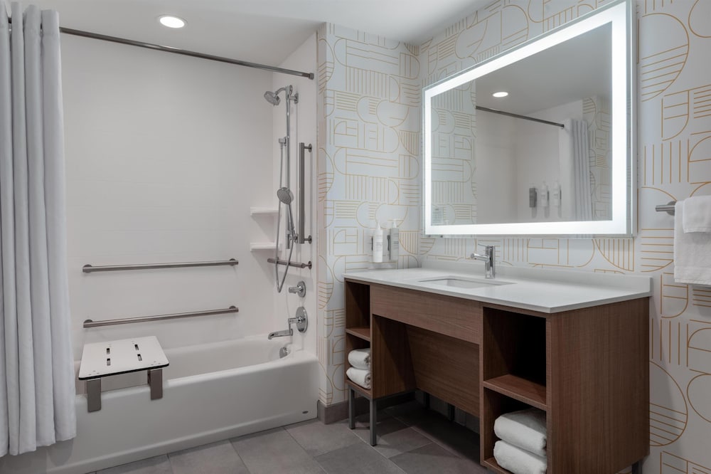 Bathroom shower