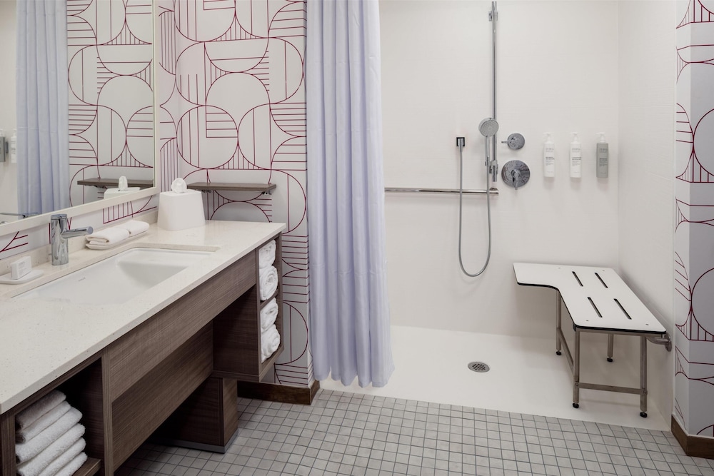 Bathroom shower