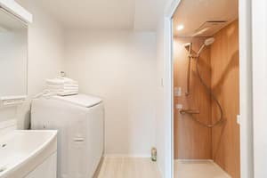 thumbnail: Bathroom