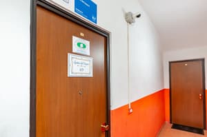 thumbnail: Property entrance