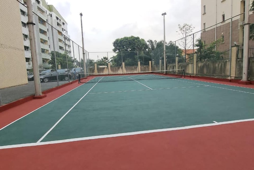 Sport court