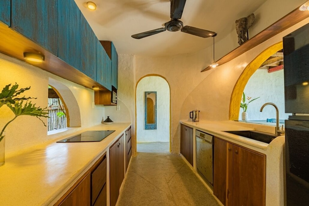 Shared kitchen facilities