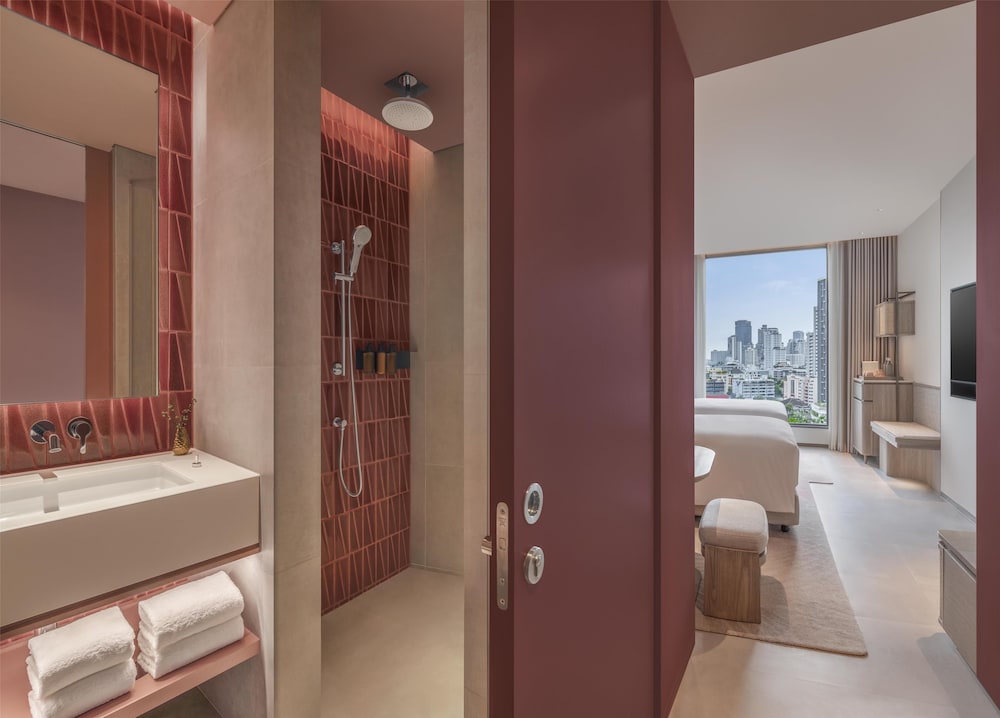 Bathroom shower
