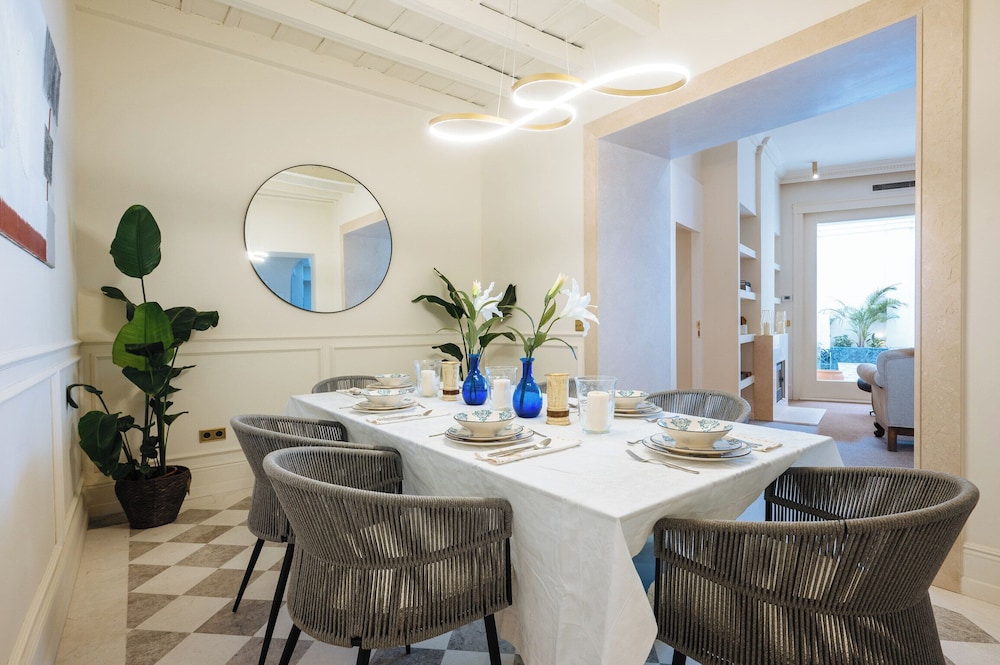 In-room dining