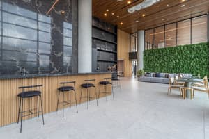 thumbnail: Bar (on property)