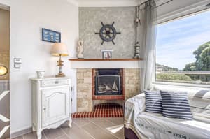 thumbnail: Living room