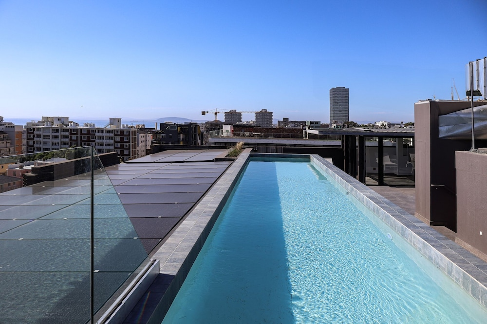 Rooftop pool