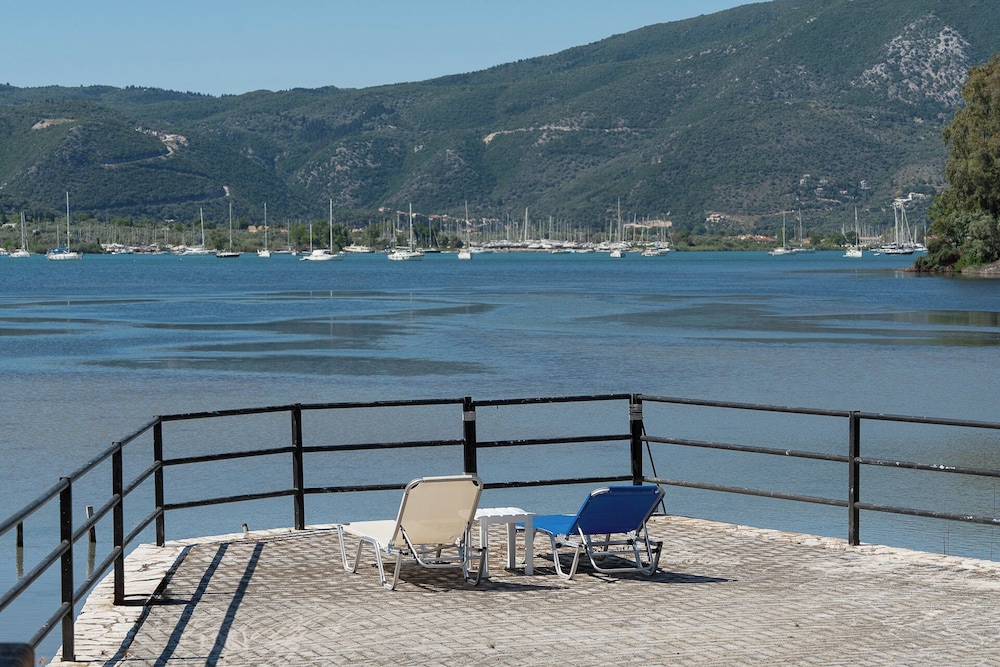 Sundeck