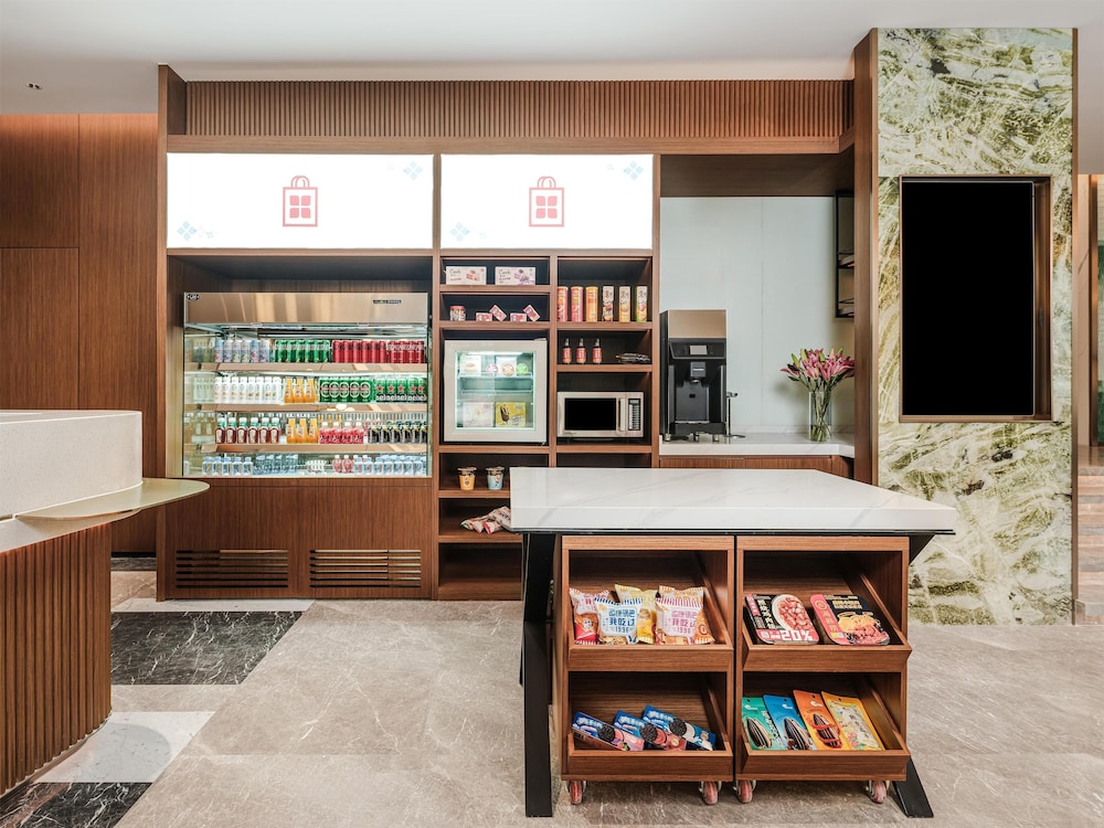 Snack bar