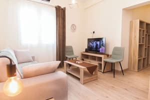 thumbnail: Interior