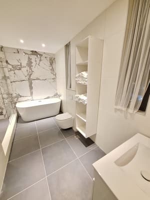 thumbnail: Bathroom