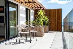 thumbnail: Terrace/patio
