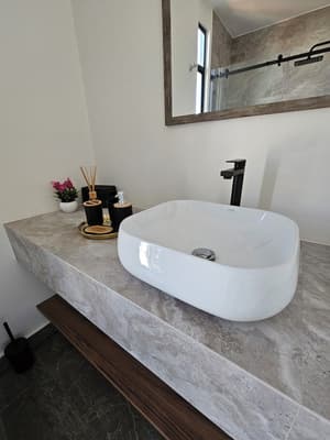 thumbnail: Bathroom