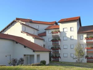 thumbnail: Exterior