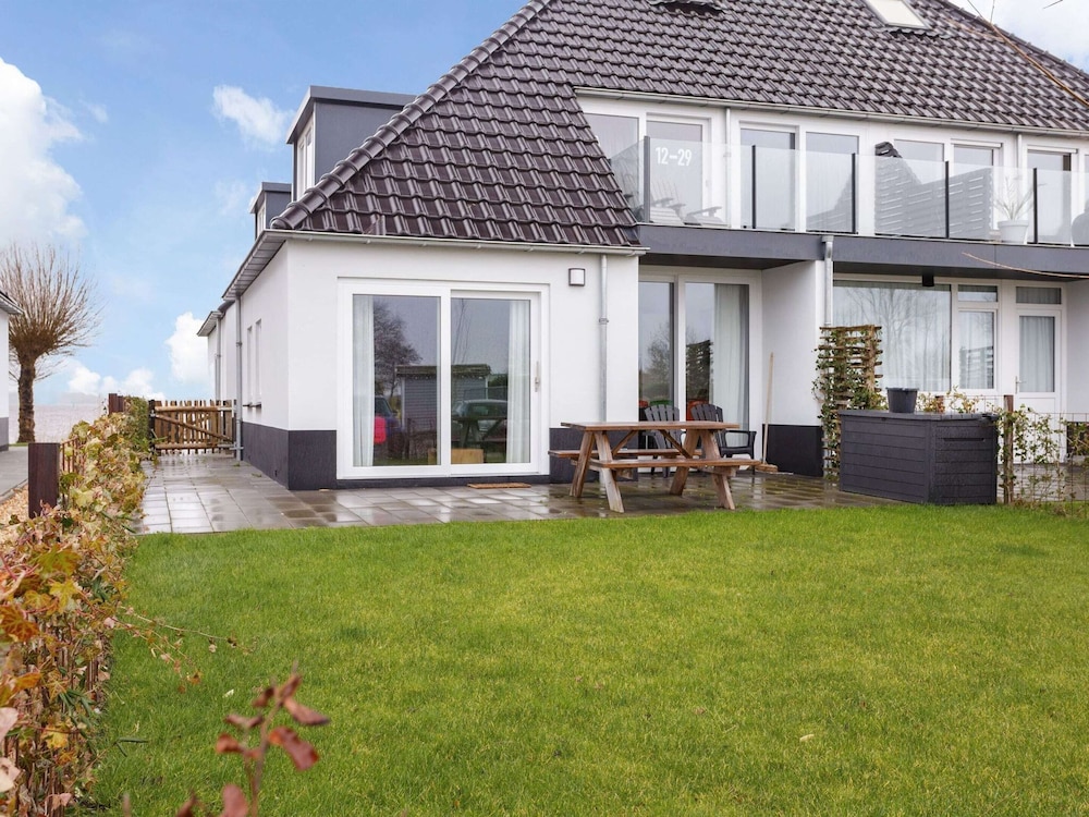 Primary image