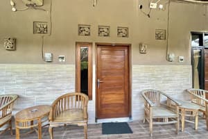 thumbnail: Exterior