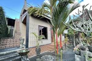 thumbnail: Exterior