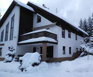 thumbnail: Exterior