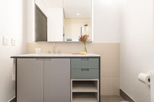 thumbnail: Bathroom