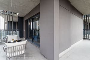 thumbnail: Outdoor dining