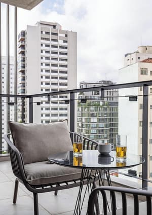 thumbnail: Outdoor dining