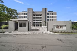 thumbnail: Exterior