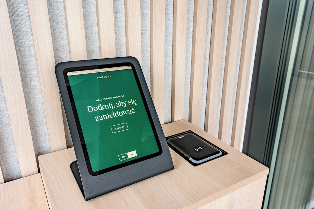 Check-in/check-out kiosk