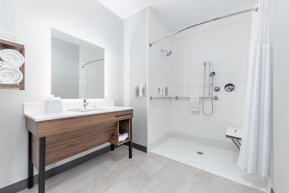 Bathroom shower