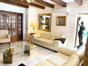 thumbnail: Living area