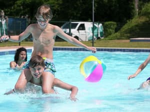 thumbnail: Pool
