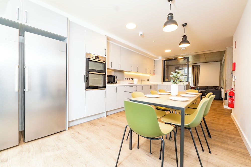 Shared kitchen facilities