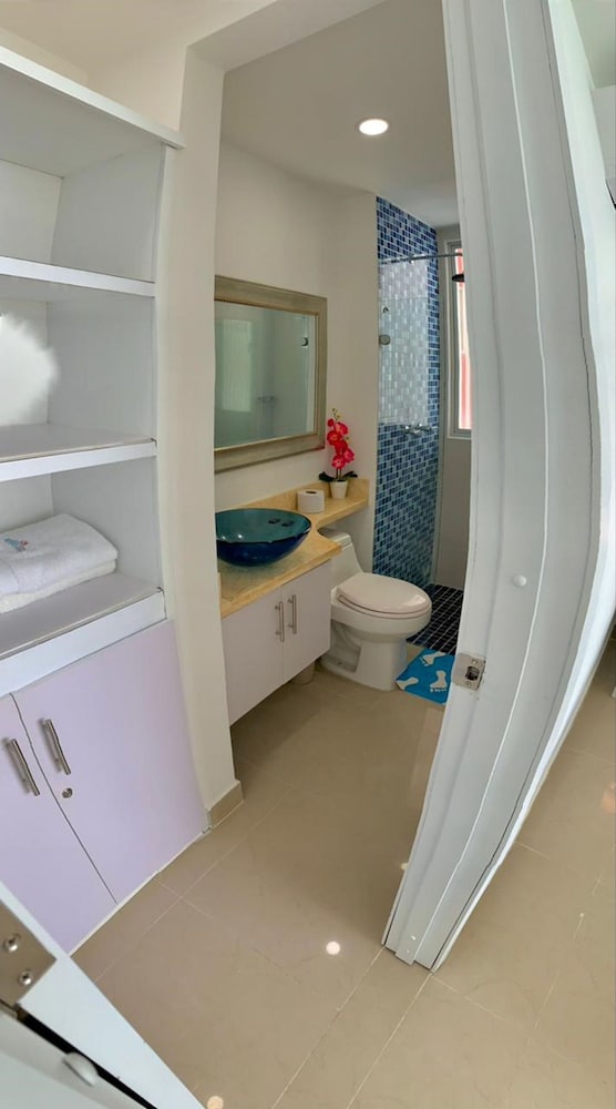 Bathroom shower