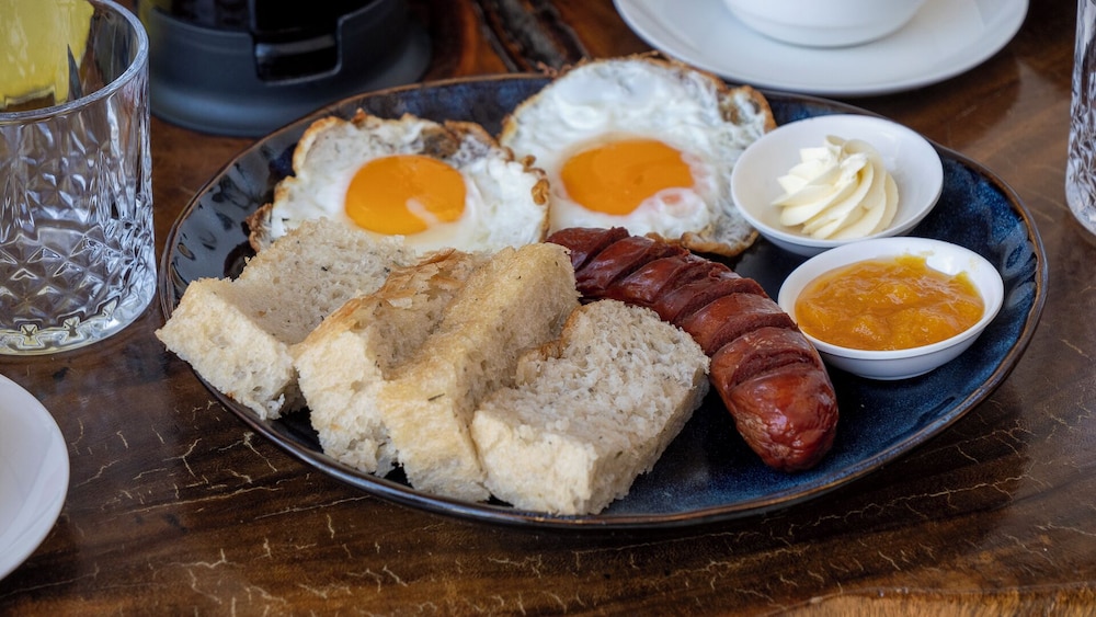 Breakfast meal