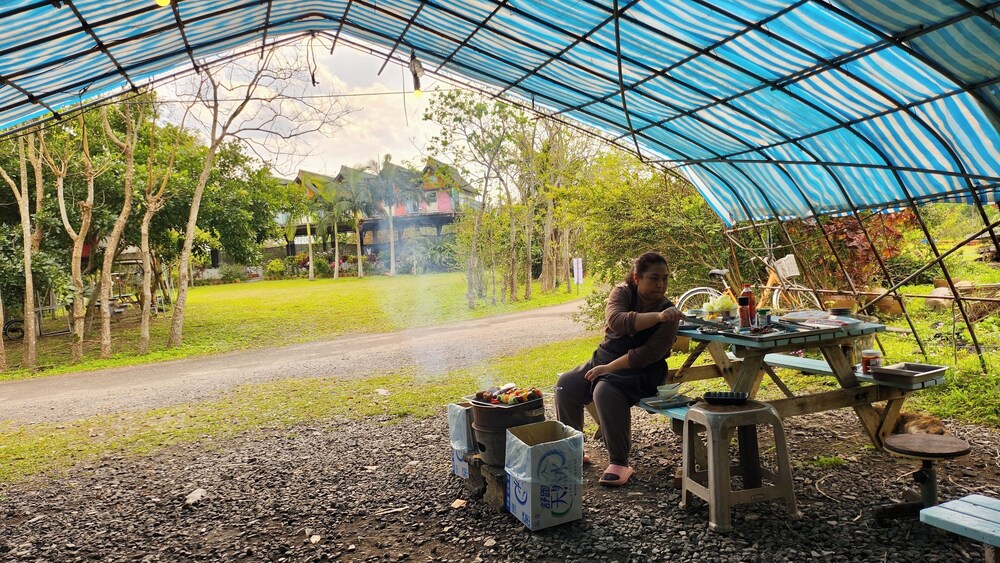 BBQ/picnic area