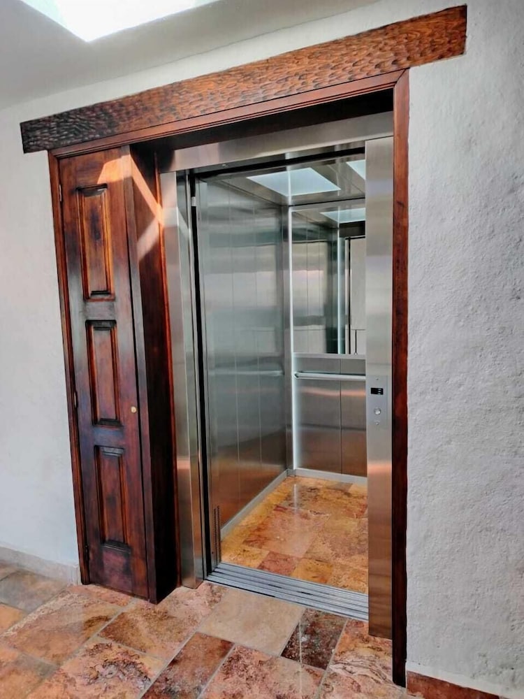 Elevator
