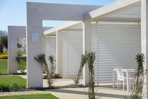 thumbnail: Outdoor dining