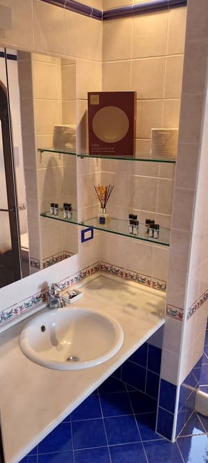 thumbnail: Bathroom