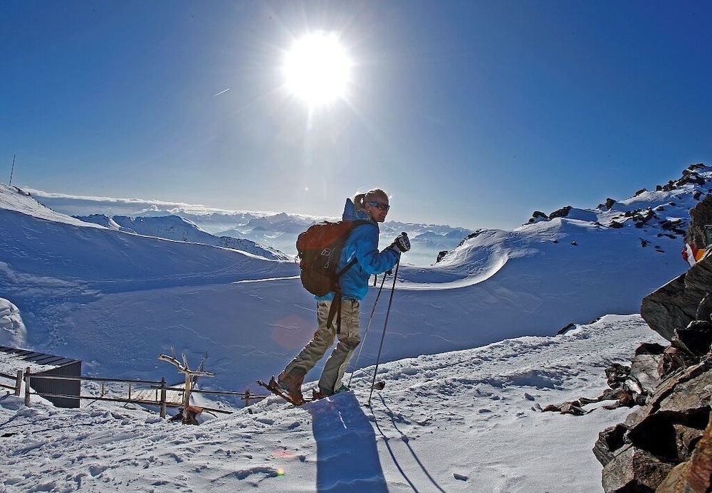 Snow and ski sports