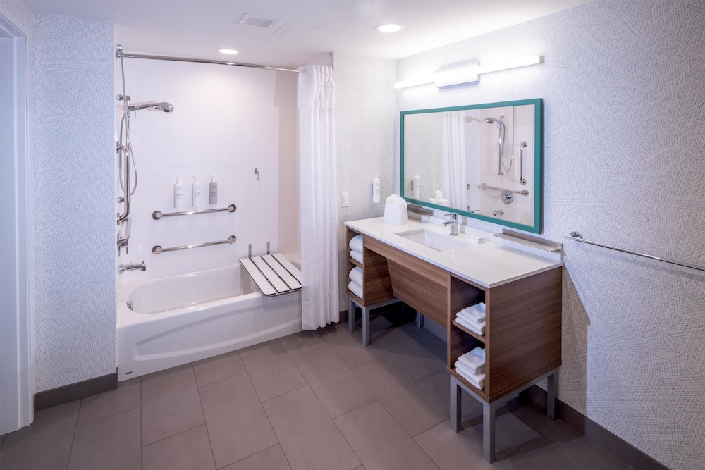 Bathroom shower