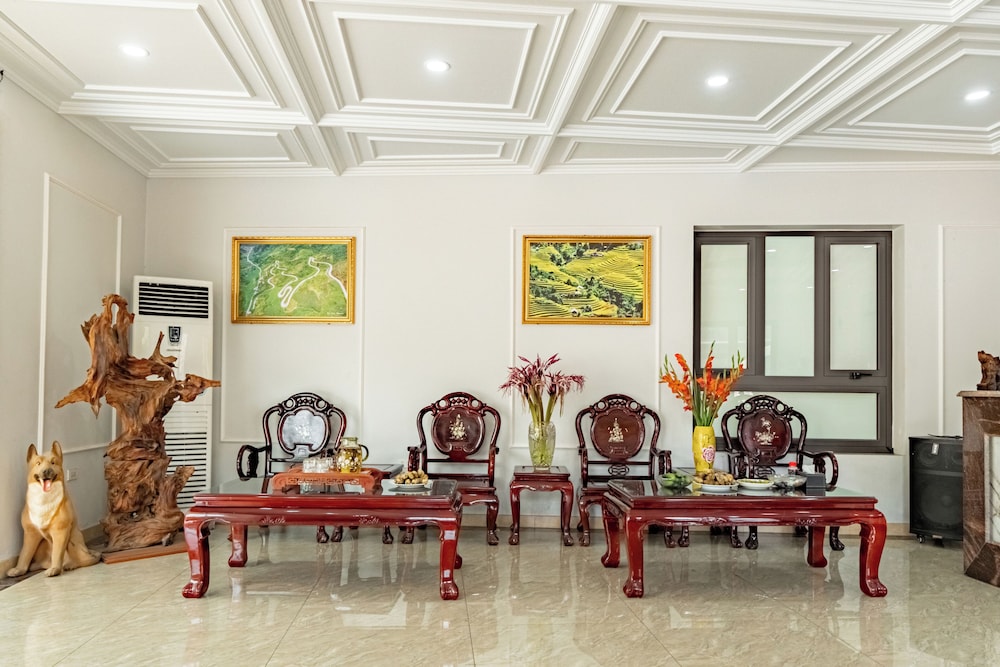 Reception hall