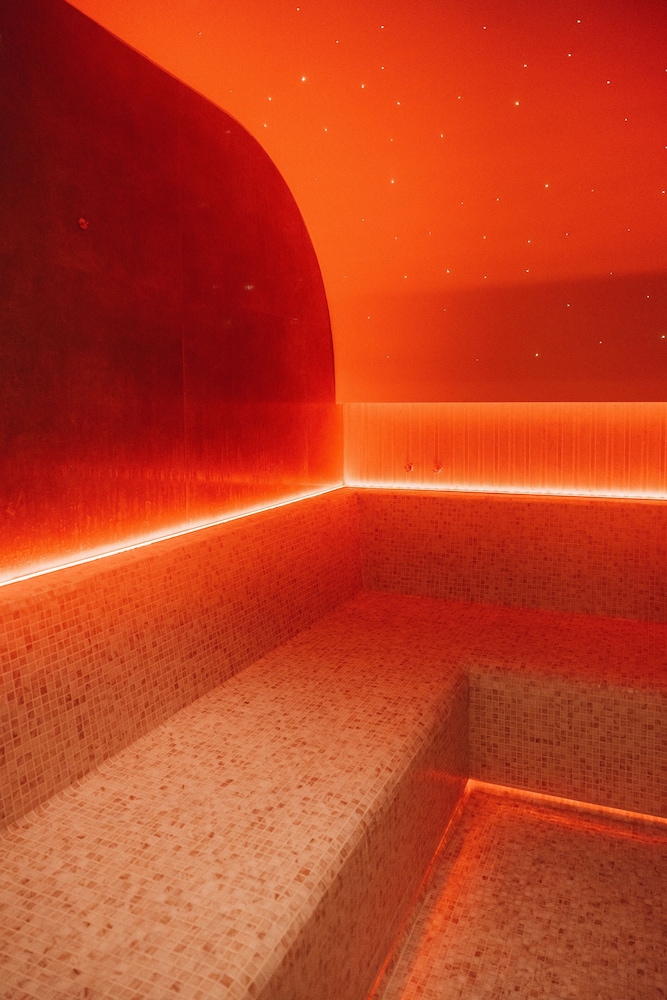 Steam room