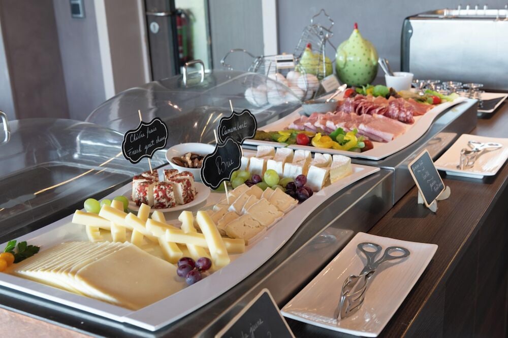 Breakfast buffet