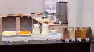 thumbnail: Breakfast area