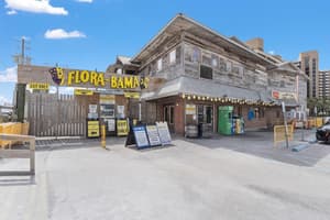 thumbnail: Exterior