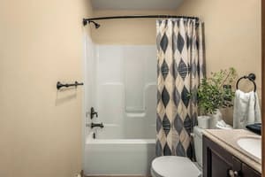 thumbnail: Interior