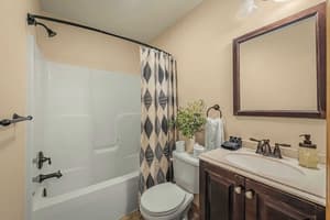 thumbnail: Interior